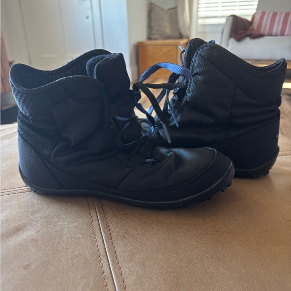 Columbia Boots Women’s 8.5 Waterpoof Hiking Snow Boots - Picture 5 of 5